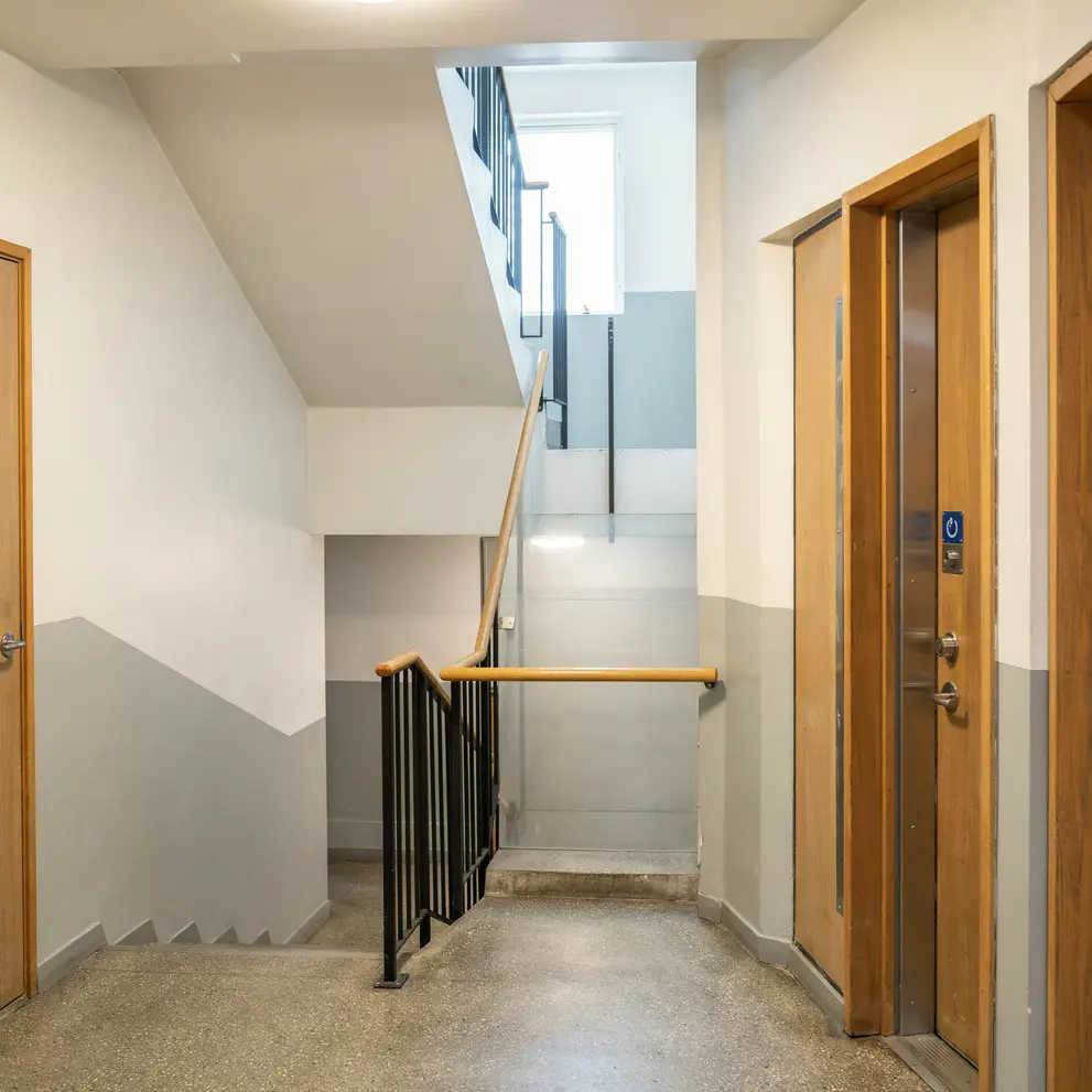 trapphusrenovering malning vallentuna roslagen stockholm